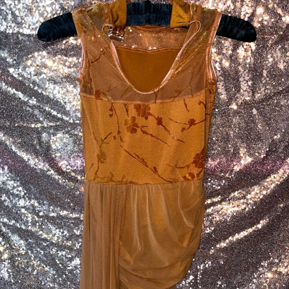 GENTLY USED - BURNT ORANGE WEISSMAN COSTUME - SIZE IC (Intermittent Child)